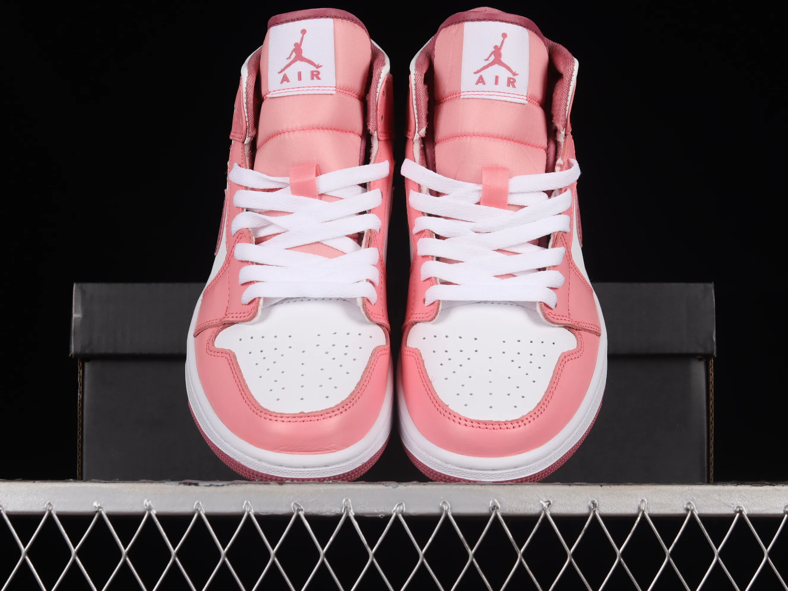 All categories Air Jordan Jordan series basketball shoes Air Jordan 1 Mid Air Jordan 1 Mid "Desert Berry" AJ1 Joe 1 pink and white mid-top cultural basketball shoes DQ8423-616